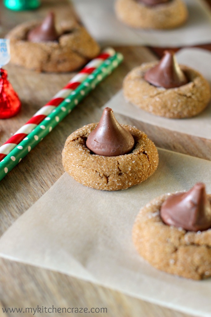 Gingerbread Kiss Cookies l My Kitchen Craze 