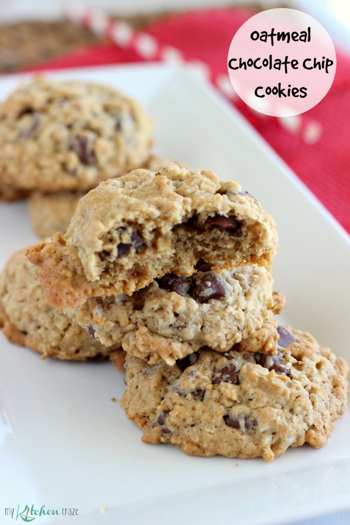 Oatmeal Chocolate Chip Cookies l My Kitchen Craze