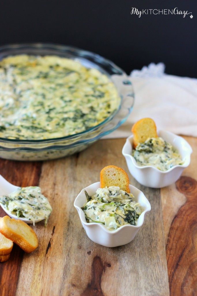 Spinach Artichoke Dip ~ A creamy, cheesy and easy appetizer that everyone will love. ~ www.mykitchencraze.com