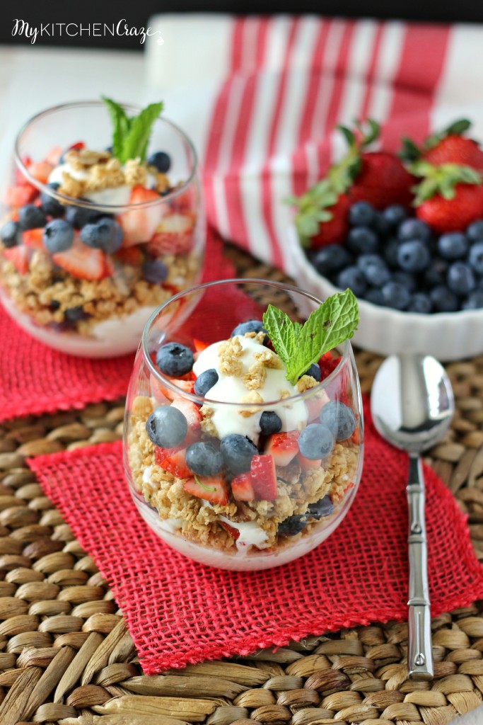 Berry Fruit & Yogurt Granola Parfait ~ www.mykitchencraze.com ~ A healthy, quick and nutritious parfait.
