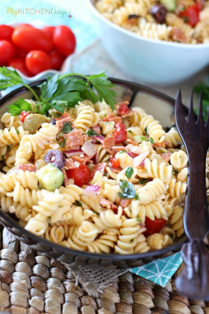 Italian Pasta Salad ~ www.mykitchencraze.com ~ This pasta salad can be served as a side dish or add some chicken and you have a meal!