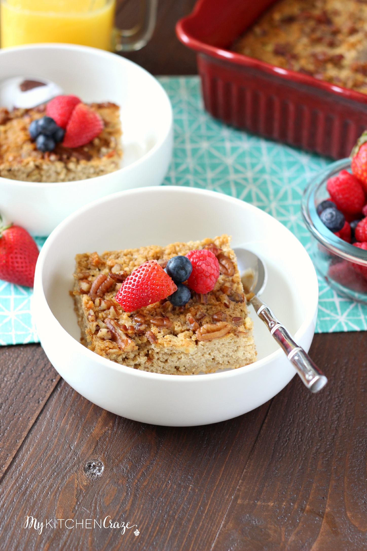 Apple Pecan Baked Oatmeal ~ mykitchencraze.com