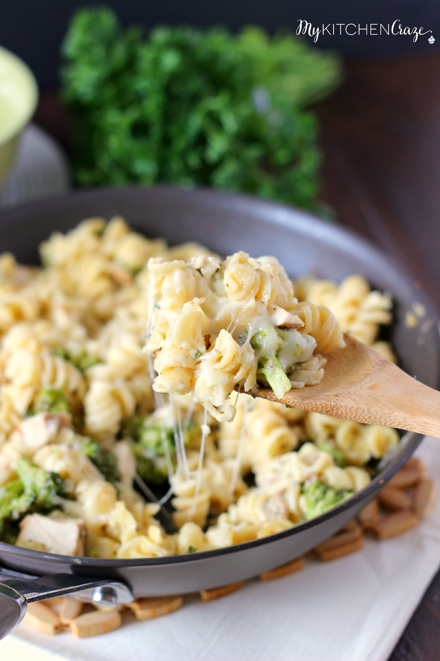 Skinny Chicken & Broccoli Alfredo ~ mykitchencraze.com ~ You can have your Alfredo pasta in a creamy healthier version!