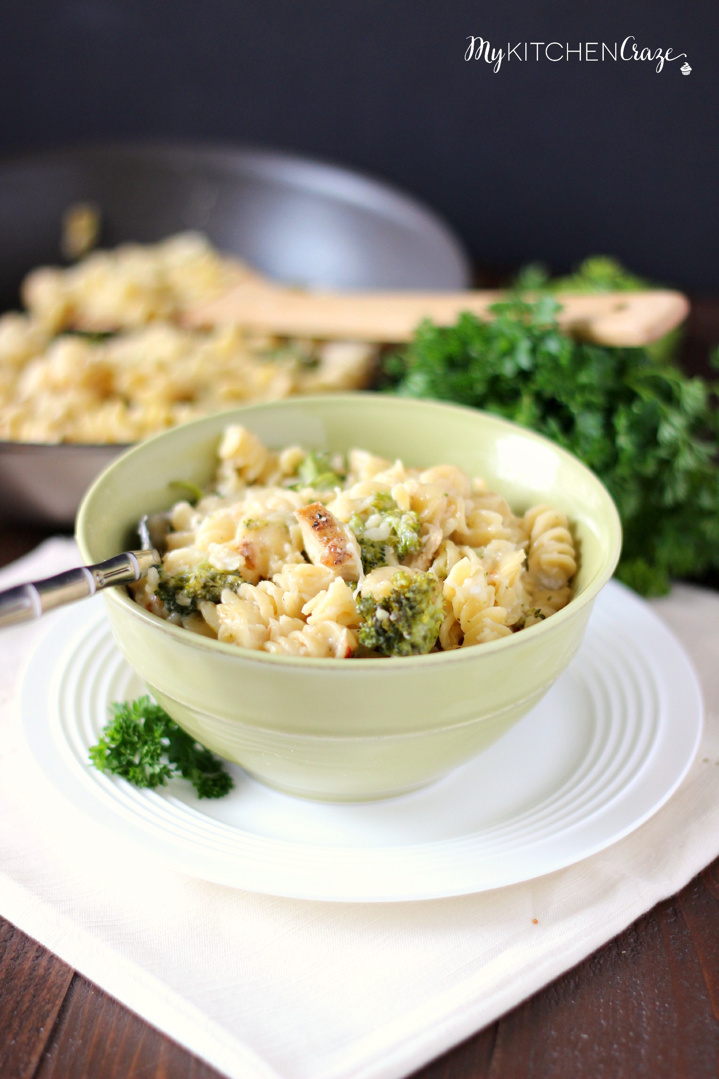 Skinny Chicken & Broccoli Alfredo ~ mykitchencraze.com ~ You can have your Alfredo pasta in a creamy healthier version!
