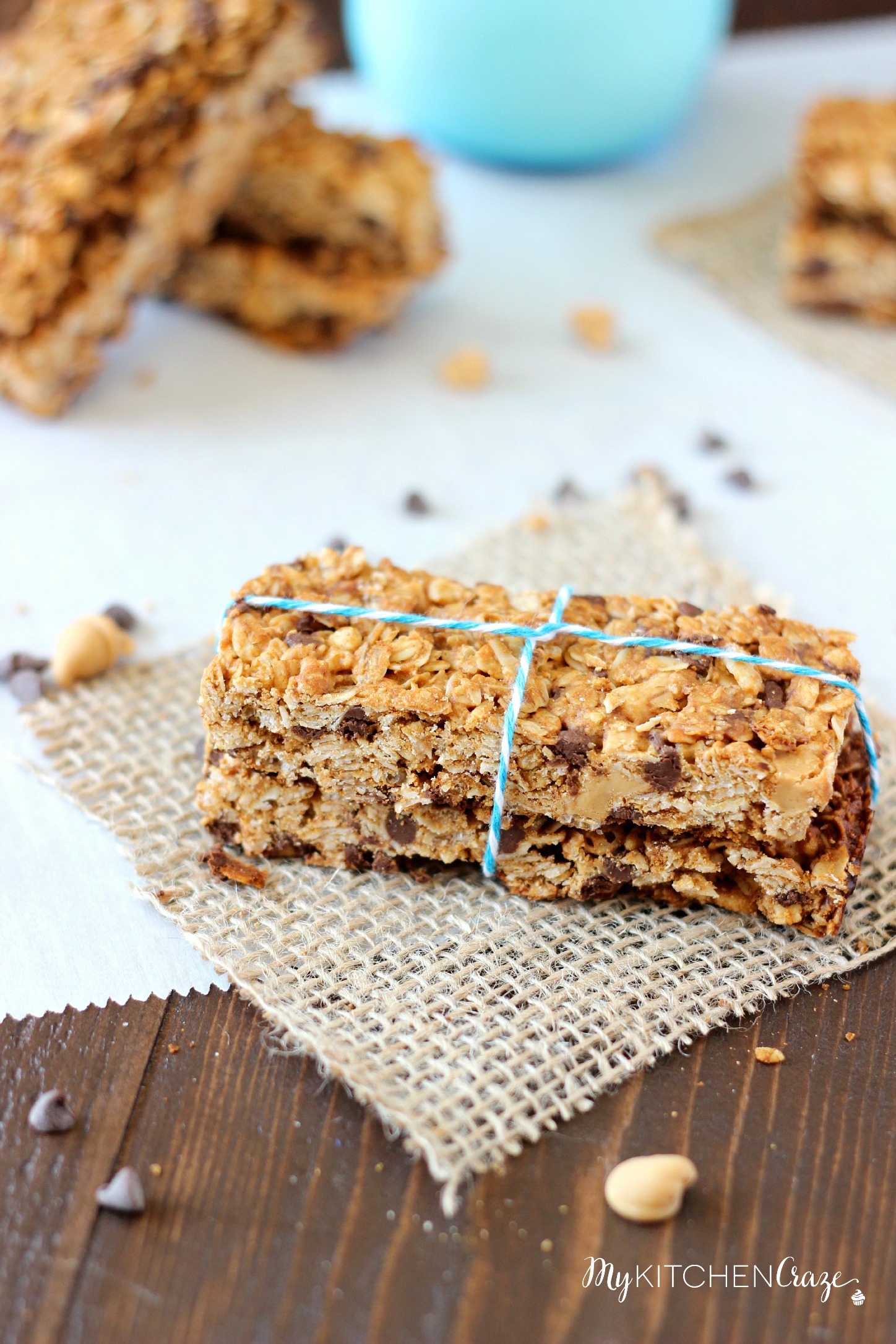 Peanut Butter Chocolate Chip Granola Bars ~ www.mykitchencraze.com