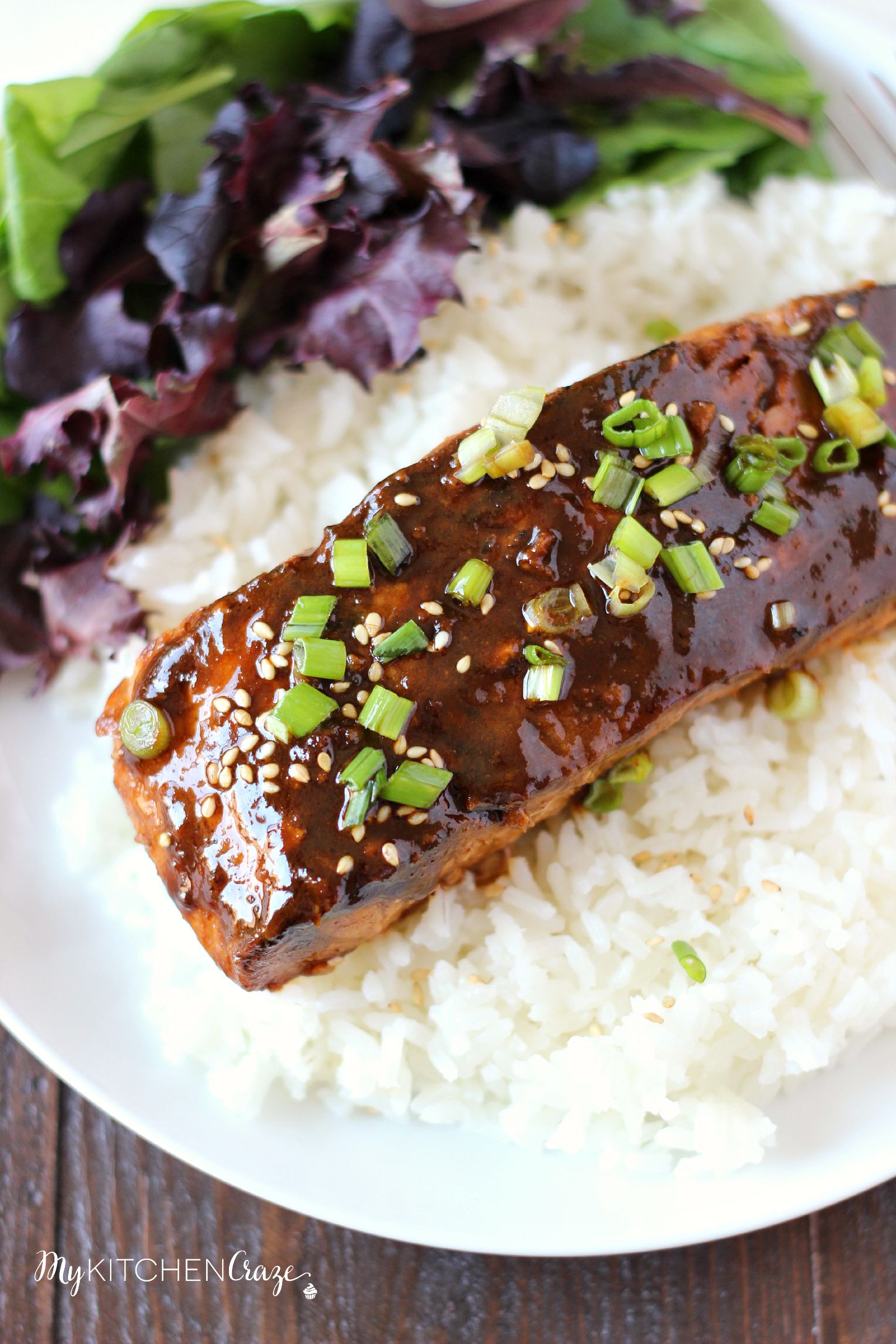 Honey Sriracha Glazed Salmon ~ mykitchencraze.com