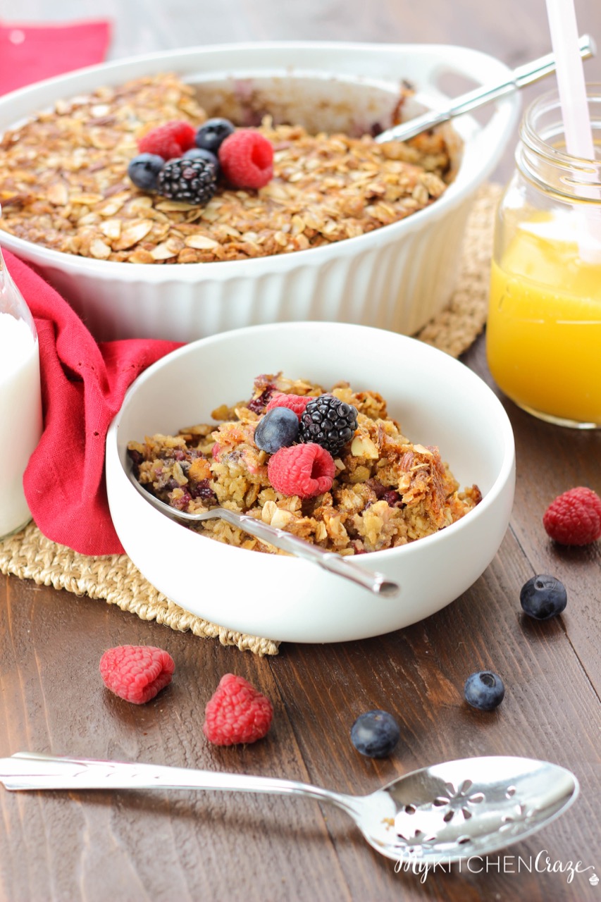 Almond Berry Baked Oatmeal ~ mykitchencraze.com ~ Perfect for those mornings where you want something hearty and delicious. Packed with mixed fruits and almonds. This is one yummy breakfast!