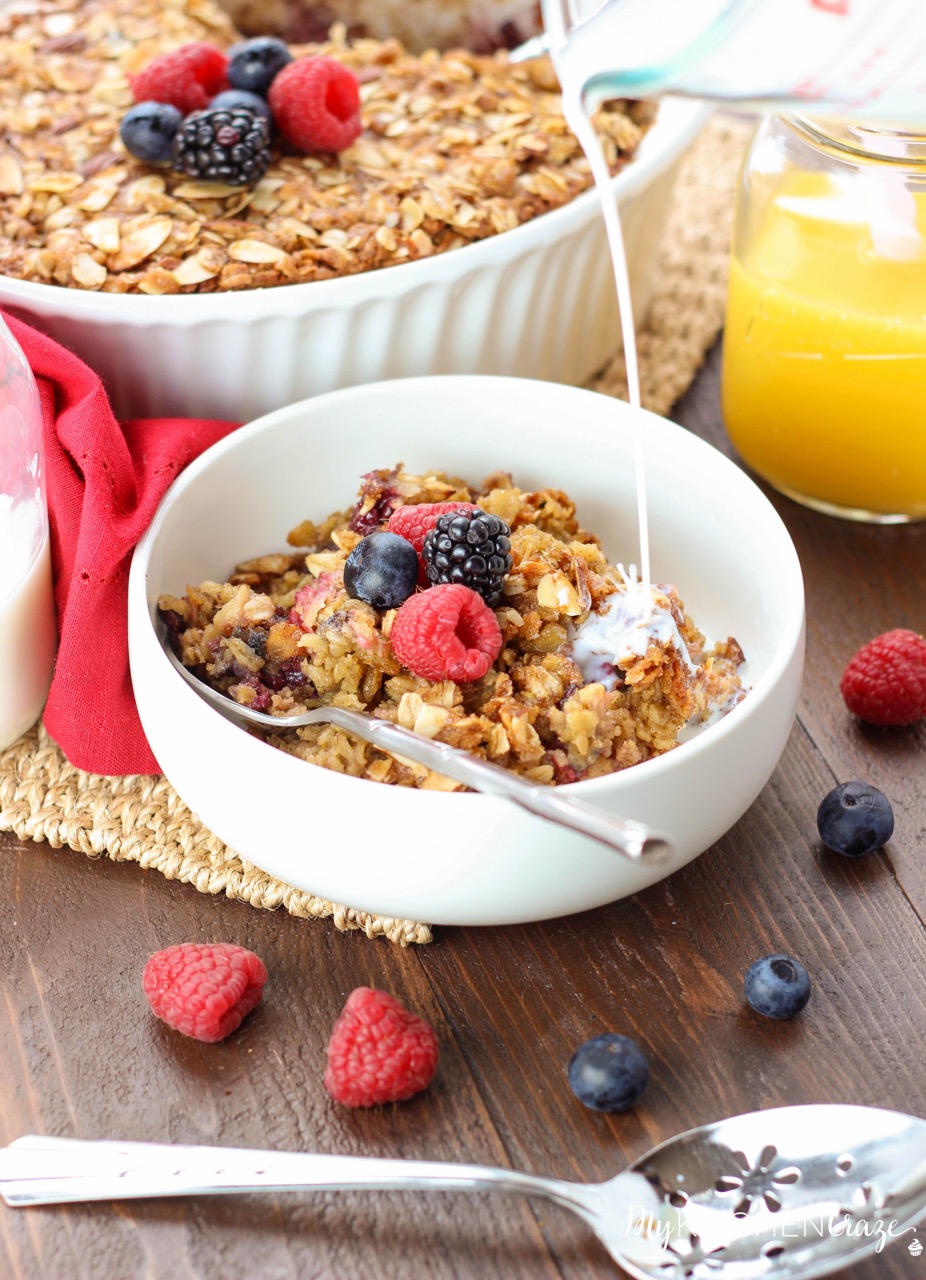 Almond Berry Baked Oatmeal ~ mykitchencraze.com ~ Perfect for those mornings where you want something hearty and delicious. Packed with mixed fruits and almonds. This is one yummy breakfast!