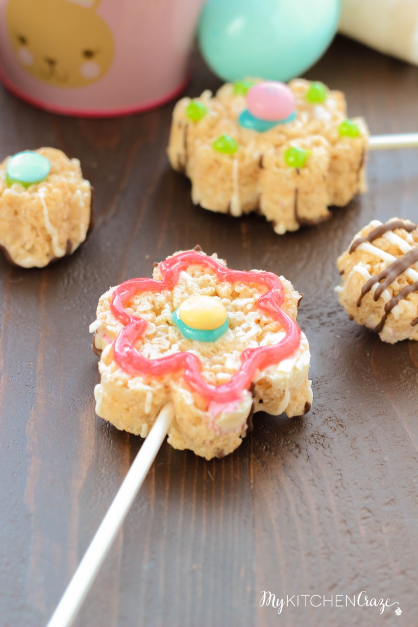 M&M Rice Krispie Flower Treats ~ mykitchencraze.com ~ Enjoy these festive and delicious treats for Easter!