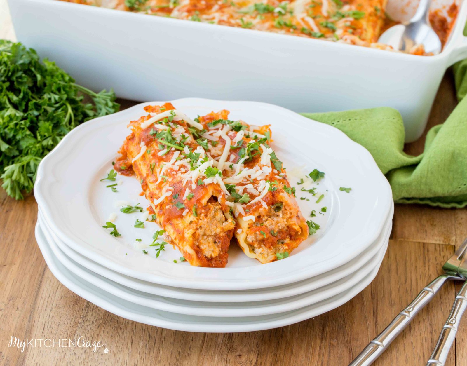 Homemade Manicotti ~ mykitchencraze.com ~ Enjoy this delicious homemade manicotti right at your own dinner table. It’s a perfect recipe for a potluck or family gathering.