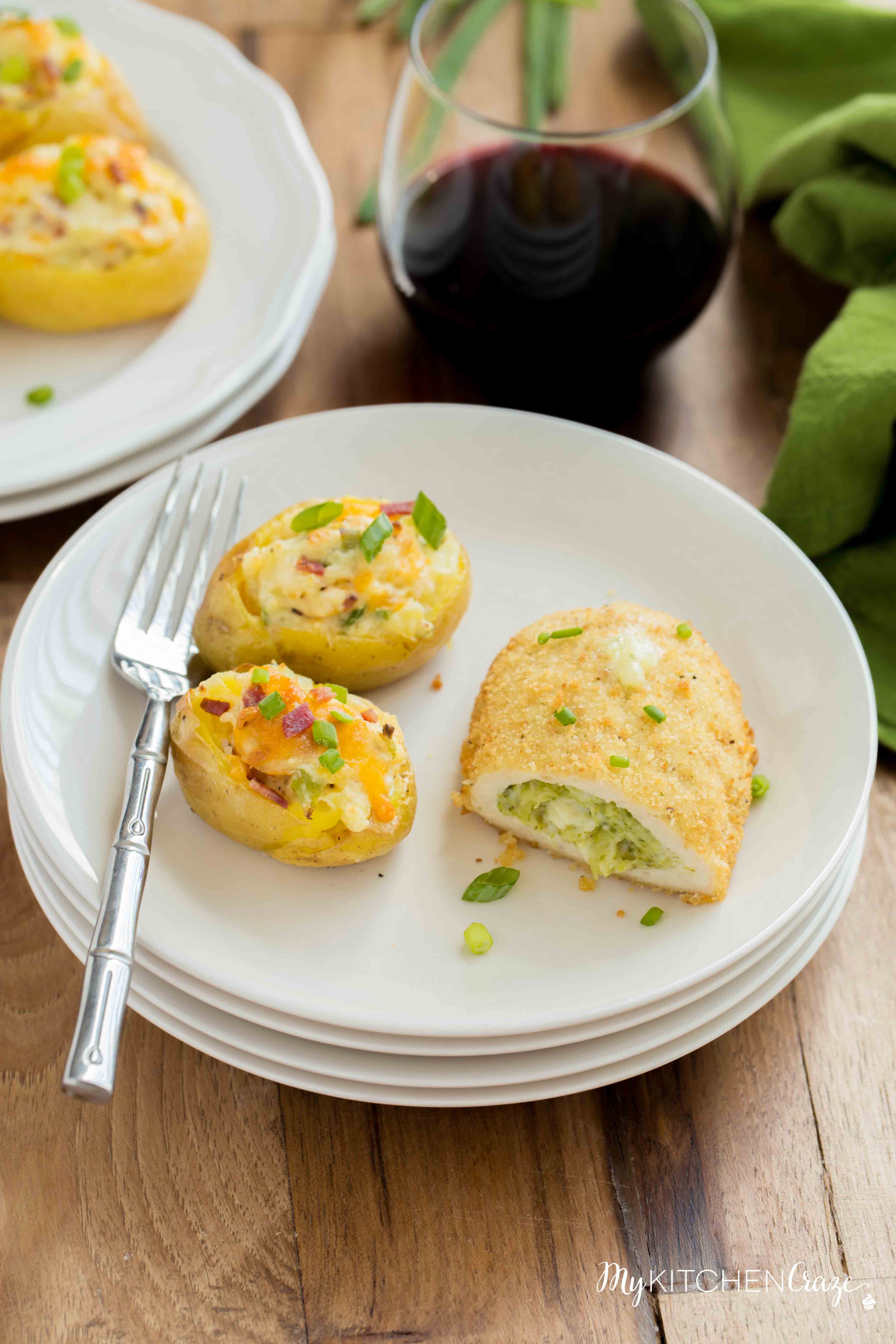 Mini Twice Baked Potatoes ~ Potatoes baked to perfection then loaded with bacon, green onions and cheese. All the yummy things you need for a side! These mini twice baked potatoes are the perfect side.