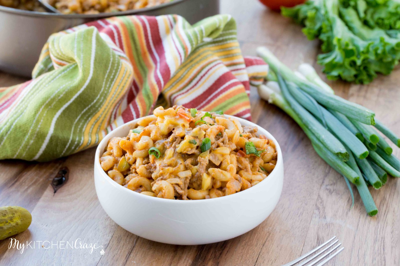 Cheeseburger Macaroni ~ Perfect 30 minute meal for those busy hectic nights you don't want to be in the kitchen!