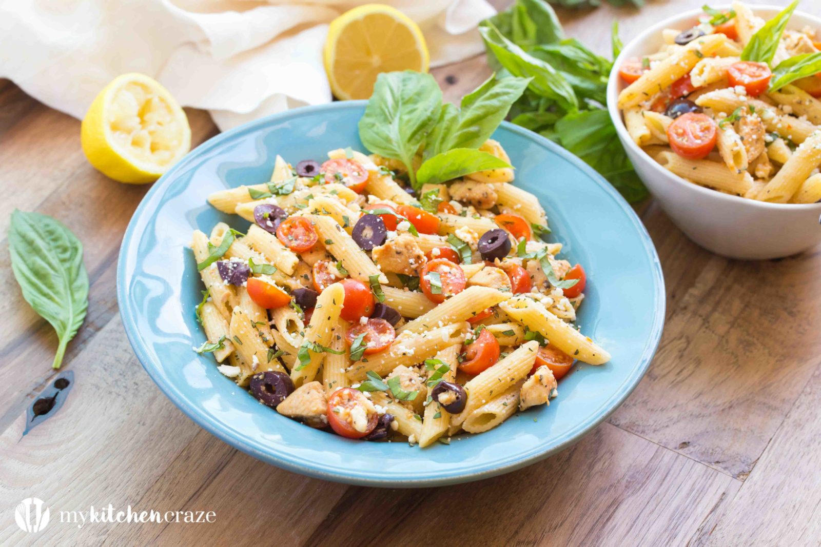 Greek Chicken & Feta Pasta is the perfect easy meal for those busy nights. This recipe is a no fuss recipe that everyone will love.