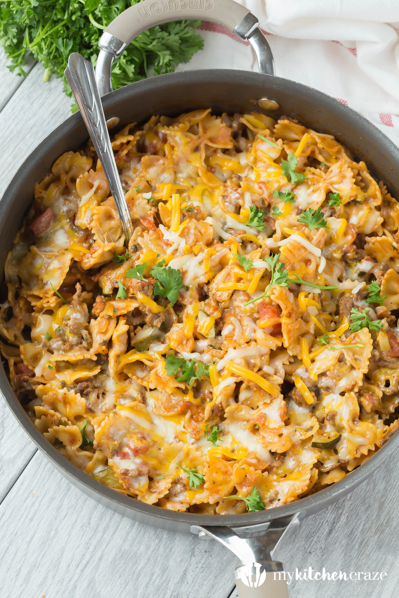 One Pan Italian Pasta will be a winner with your family, plus it saves you time in the kitchen. That's a win, win in my opinion.