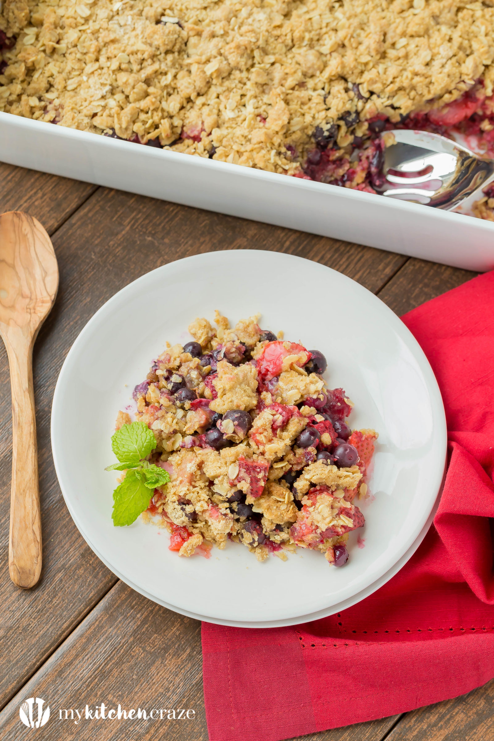 Warm mixed berries topped with crispy oats, make this Triple Berry Crisp a delicious fruit dessert! Serve it with a big scoop of vanilla ice cream or all by its self. It's delicious and a must have this season!